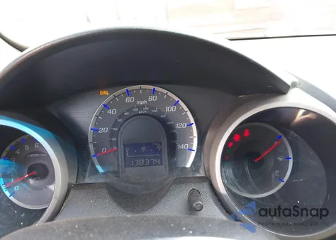 2009 Honda Fit z USA, uszkodzony, nr VIN JHMGE88299S015228